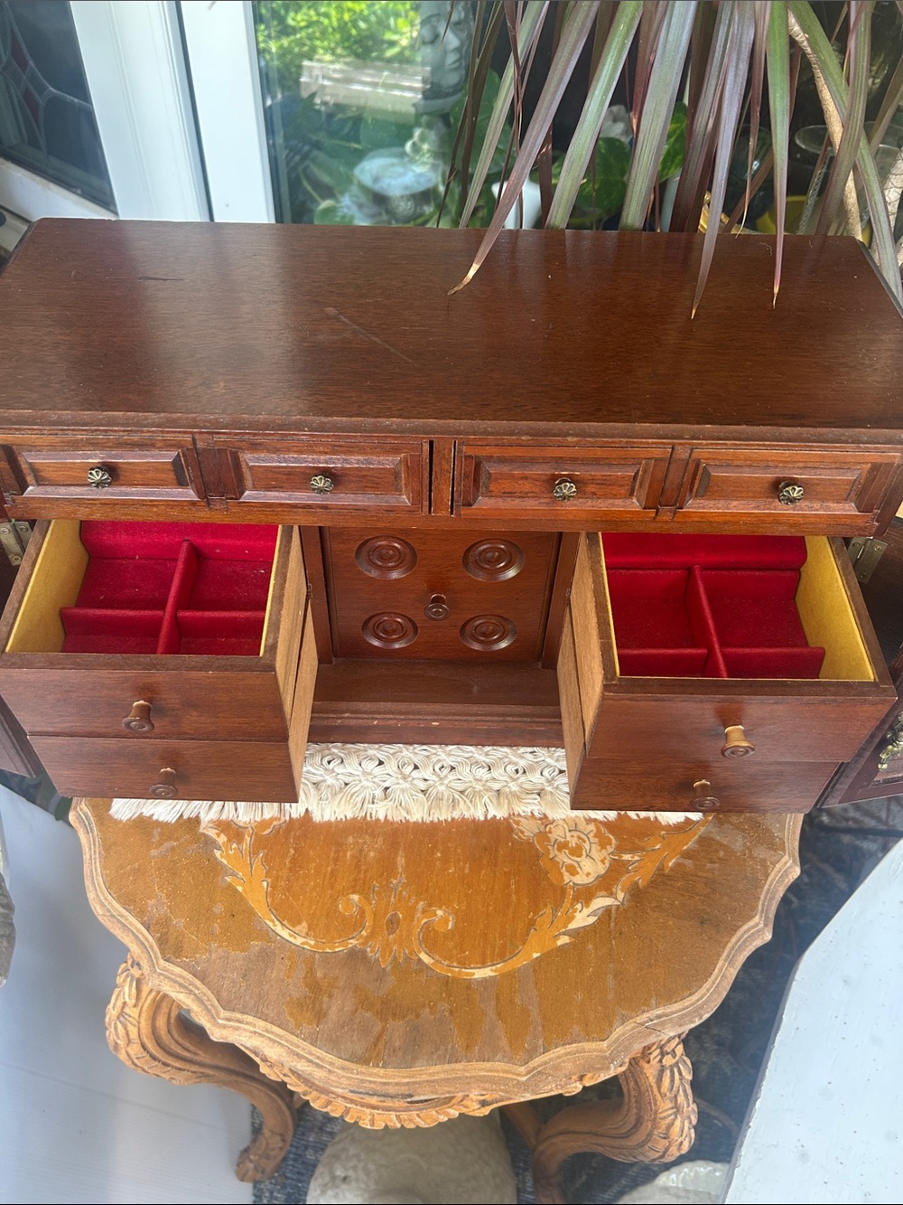 Vintage Wooden Jewelry Box - Picture 9 of 16